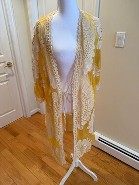 Siren Lily Maternity Yellow Lace Kimono by Siren Lily